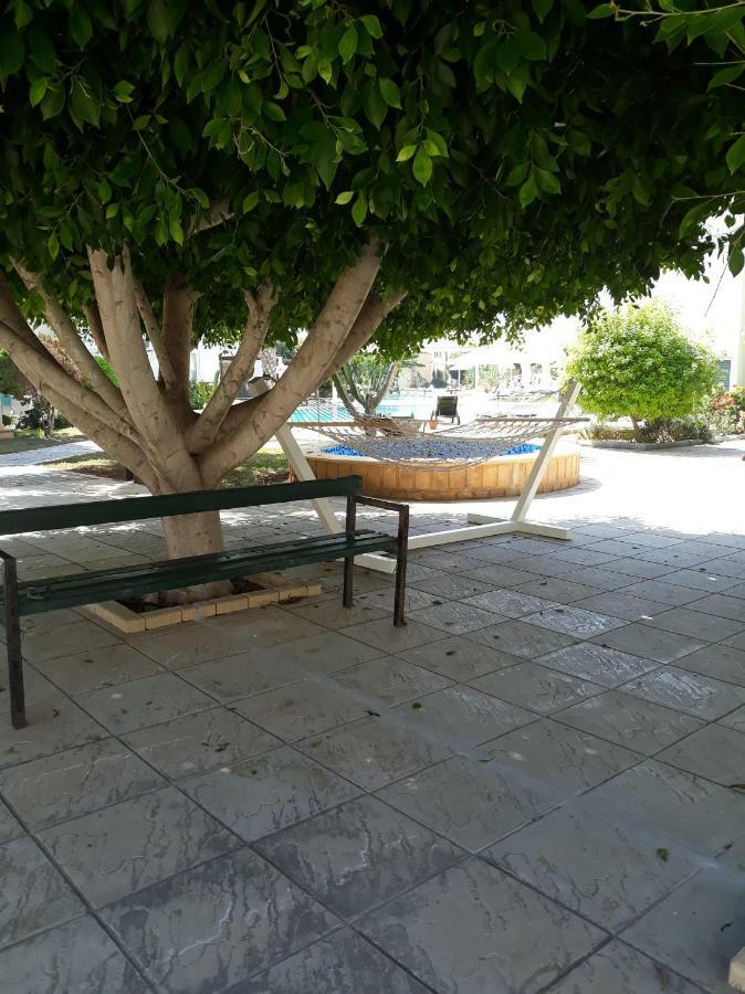 Sunrise Beach Club  Gastria Exterior foto